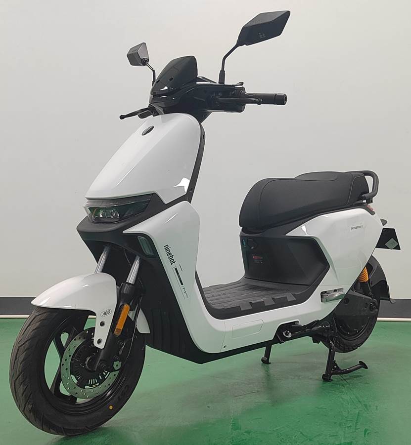 电动两轮摩托车