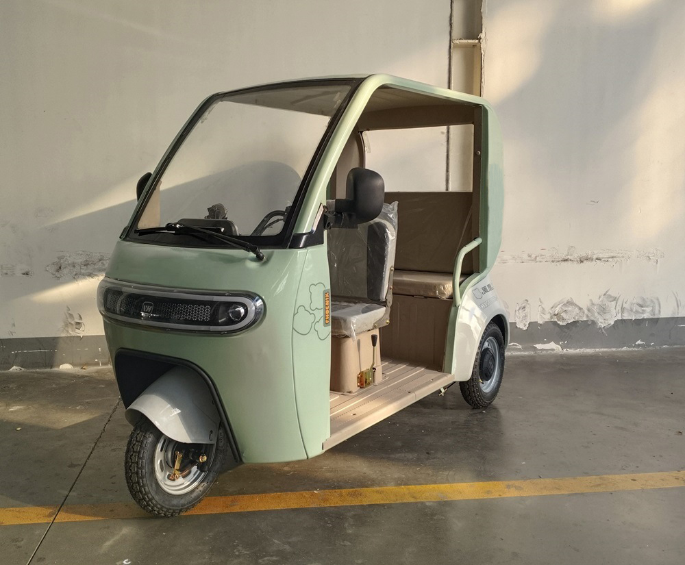 FH1500DZK-C 凤凰牌纯电动前鼓式后鼓式电动正三轮摩托车图片