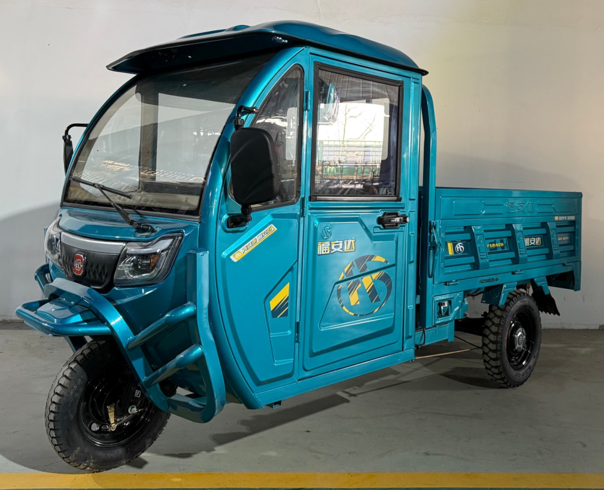 电动正三轮摩托车