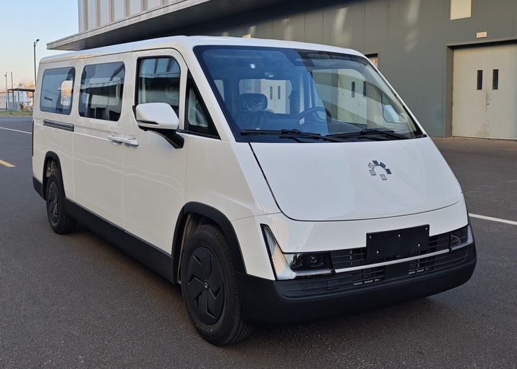 福田牌5.2米9座纯电动多用途乘用车(BJ6521EVAA1)
