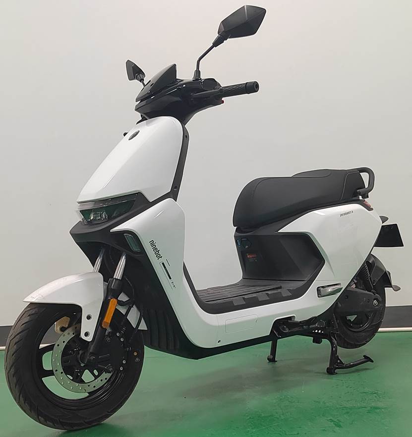 电动两轮摩托车