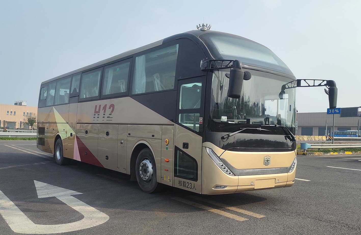 中通牌12米10-23座客车(LCK6129H6QF1)