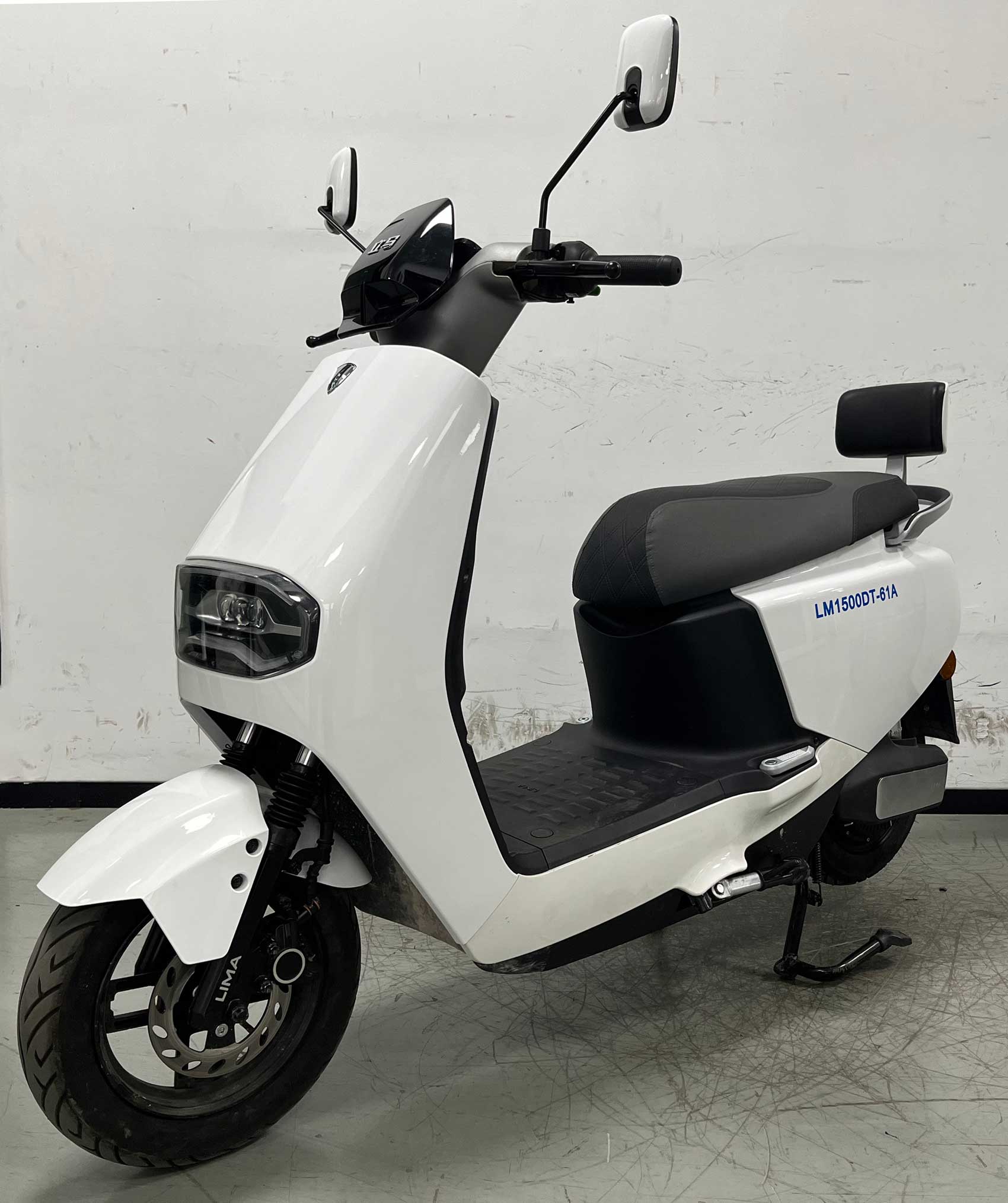 电动两轮摩托车