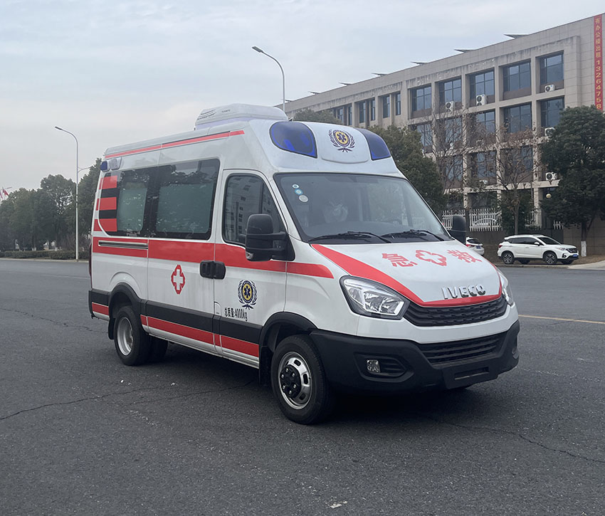 旭知牌XLA5041XJHNJ救护车