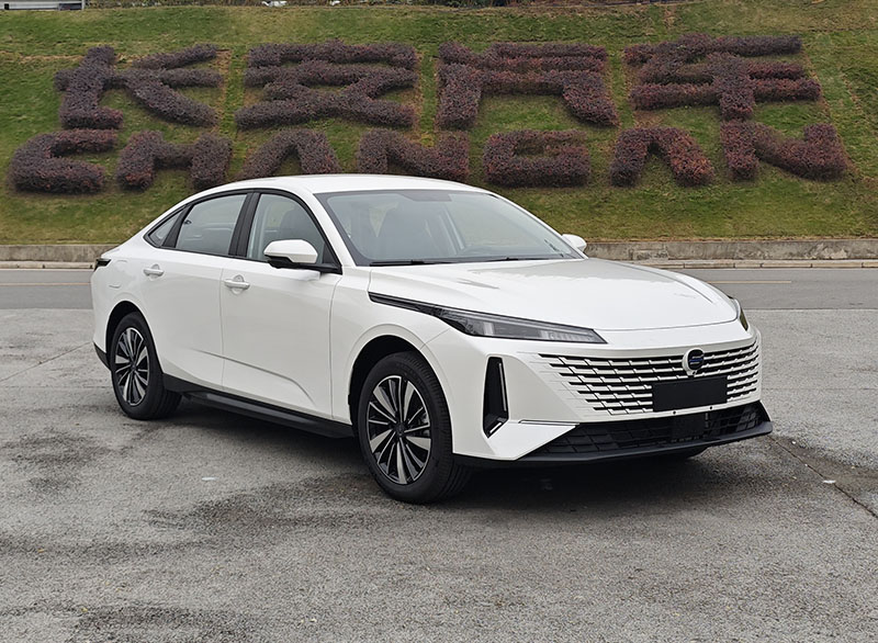 长安牌SC7000AAAFBEV型换电式纯电动轿车