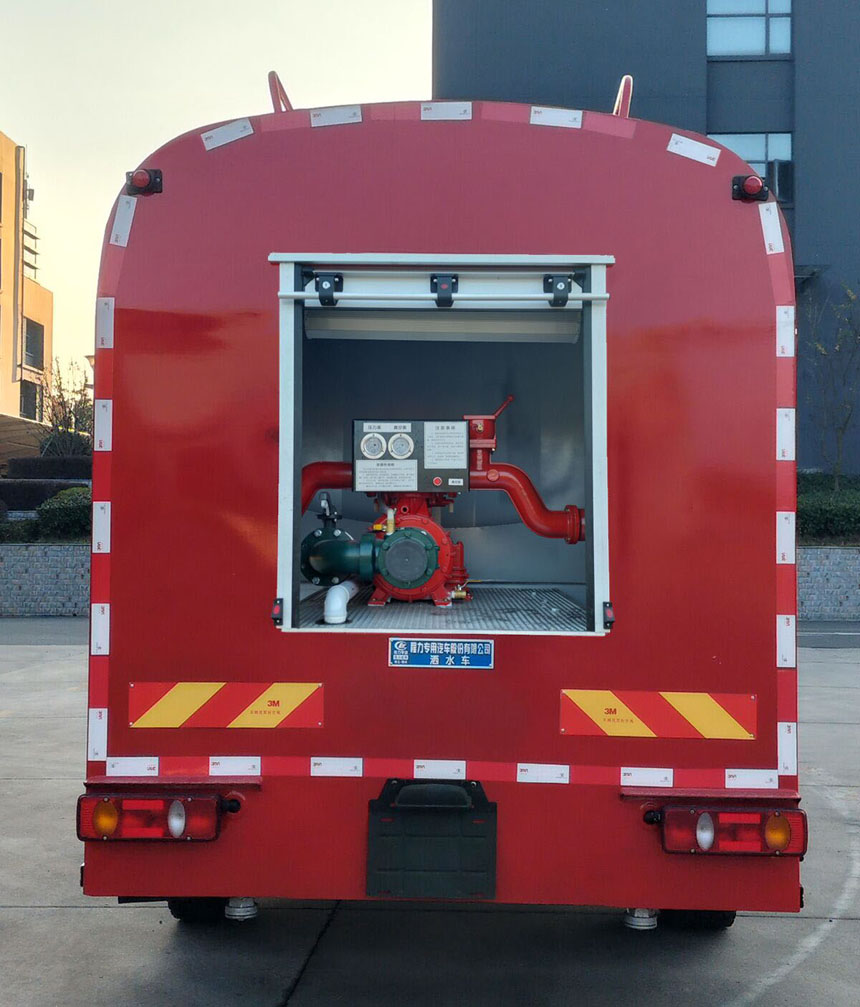 程力威牌CLW5120GSS6CS洒水车公告图片