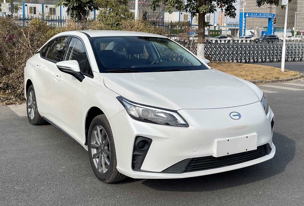 埃安牌AHC7001BEVA1W型纯电动轿车
