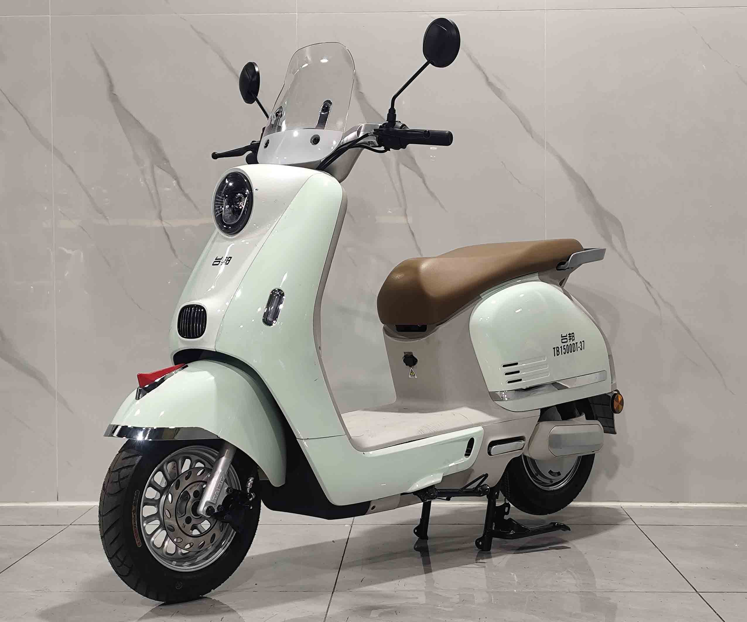 TB1500DT-37 台邦牌纯电动前盘式后鼓式电动两轮摩托车图片