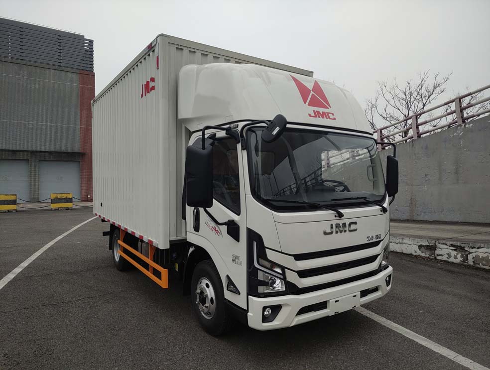 JX5099XXYTGJ26型厢式运输车图片