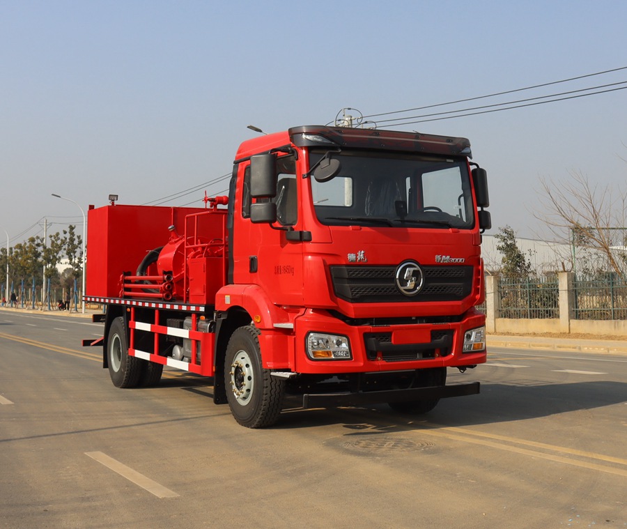 中汽力威牌HLW5160TJC6SX40洗井车