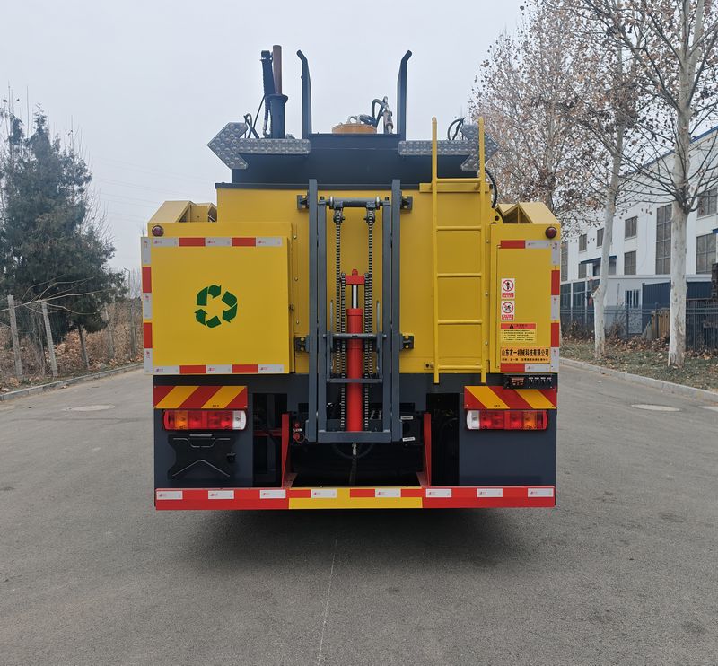 友一牌SYL5185TYH6路面养护车公告图片