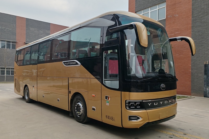 宇通牌12米24-50座客车(ZK6129H6QS)