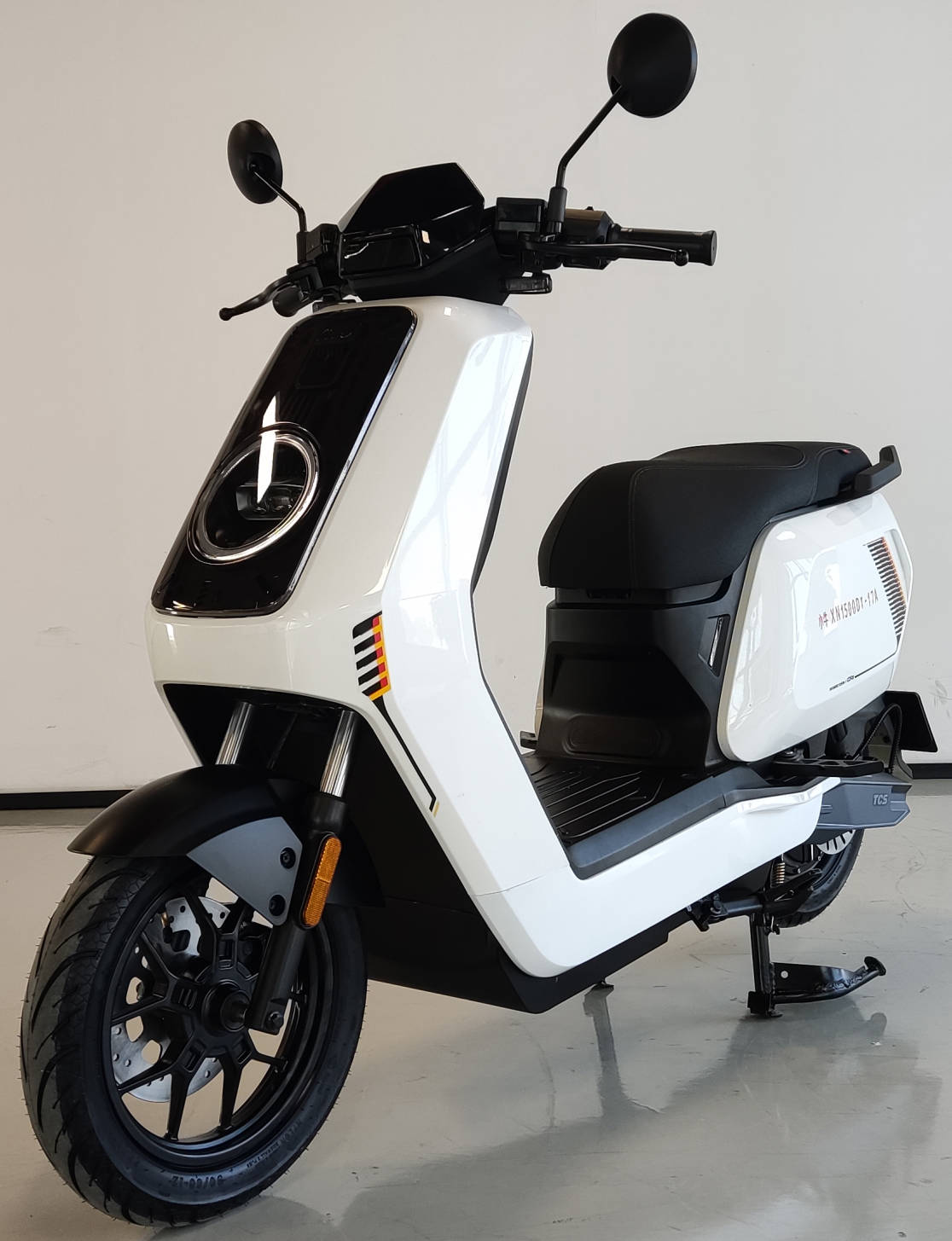 电动两轮摩托车