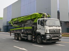 混凝土泵车