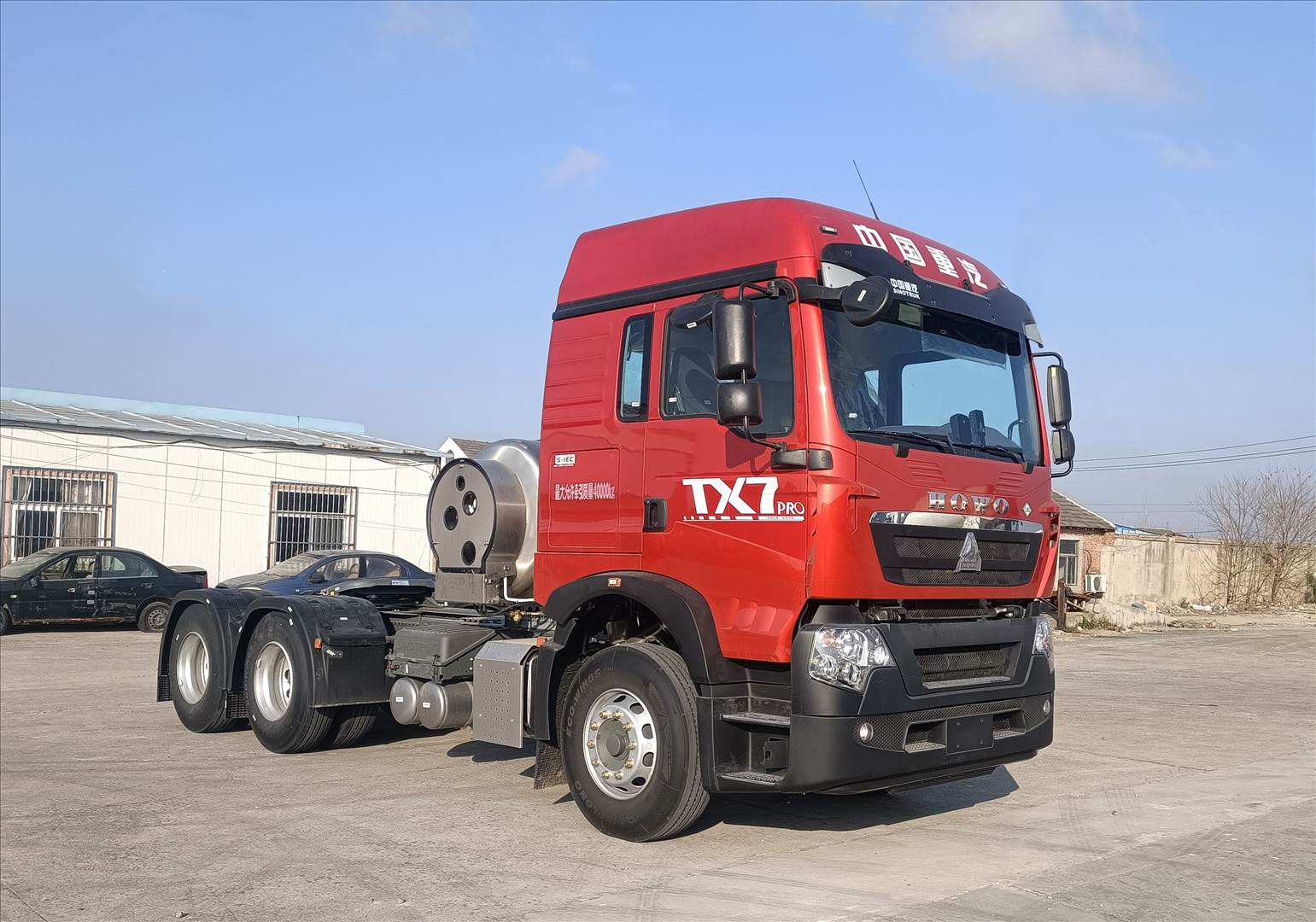 豪沃牌 480马力 牵引汽车(ZZ4257V384GF1L)