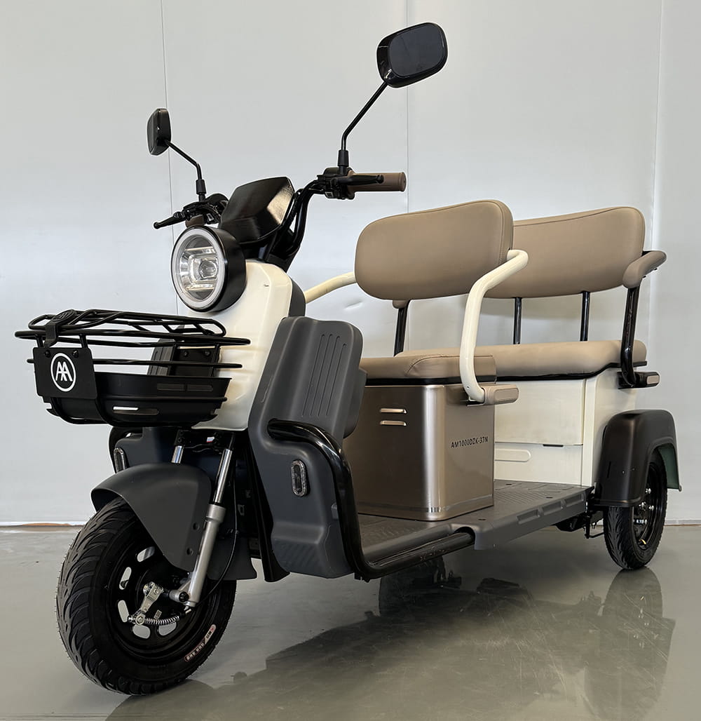 电动正三轮摩托车