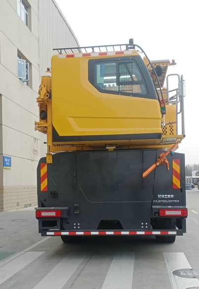 徐工牌XZJ5720JQZ750全地面起重机公告图片