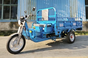 电动正三轮摩托车