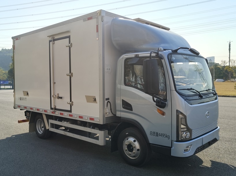 YC5040XLCFHEBEV型纯电动冷藏车图片
