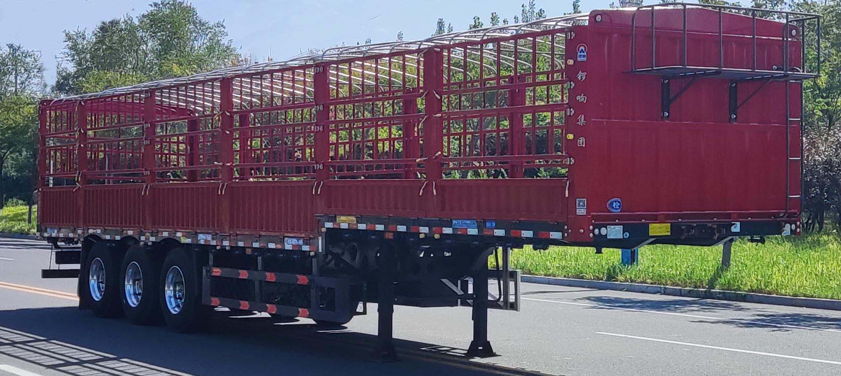 锣响牌13米34.5吨3轴仓栅式运输半挂车(LXC9401CCYDE)