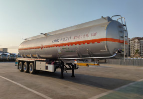 易燃液体罐式运输半挂车