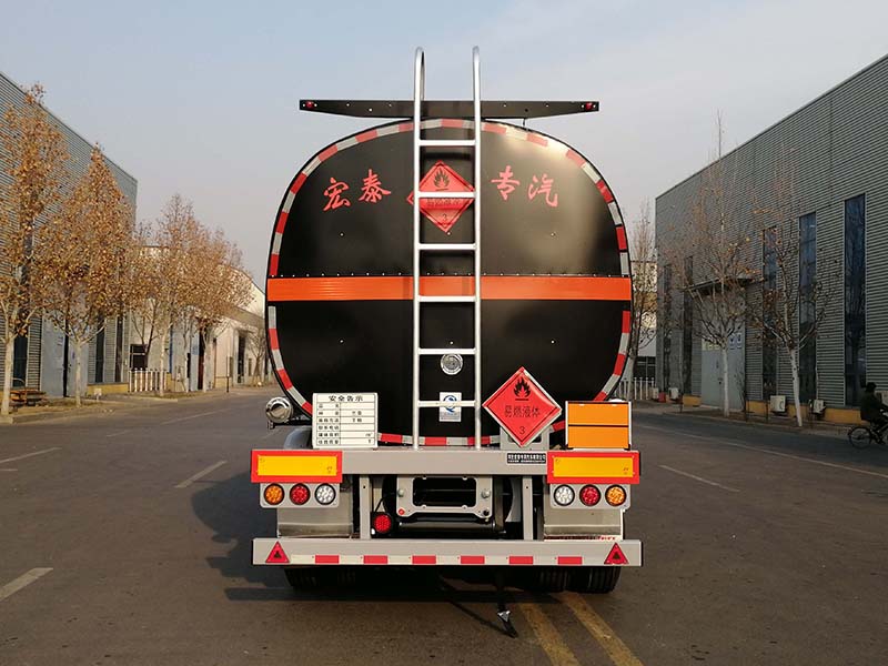 正康宏泰牌HHT9406GRYD易燃液体罐式运输半挂车公告图片