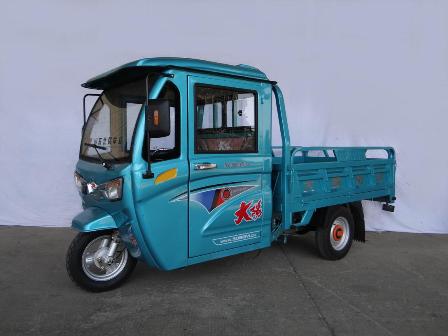 电动正三轮摩托车