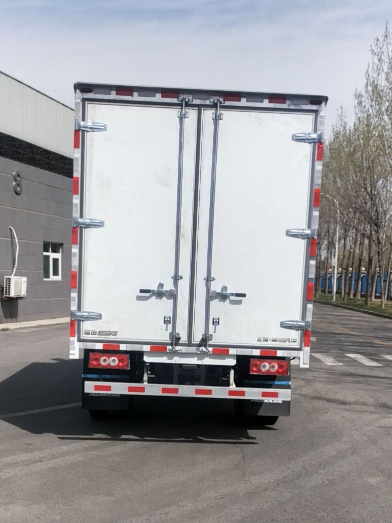 福田牌BJ5048XXY-F3廂式運(yùn)輸車公告圖片