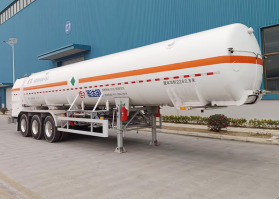 低温液体运输半挂车