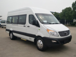 轻型客车