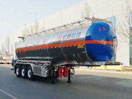 腐蚀性物品罐式运输半挂车