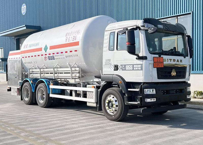 圣达因牌SDY5261GDYN3低温液体运输车
