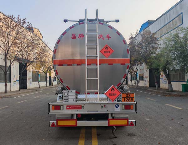 昌骅牌HCH9407GRYDL铝合金易燃液体罐式运输半挂车公告图片