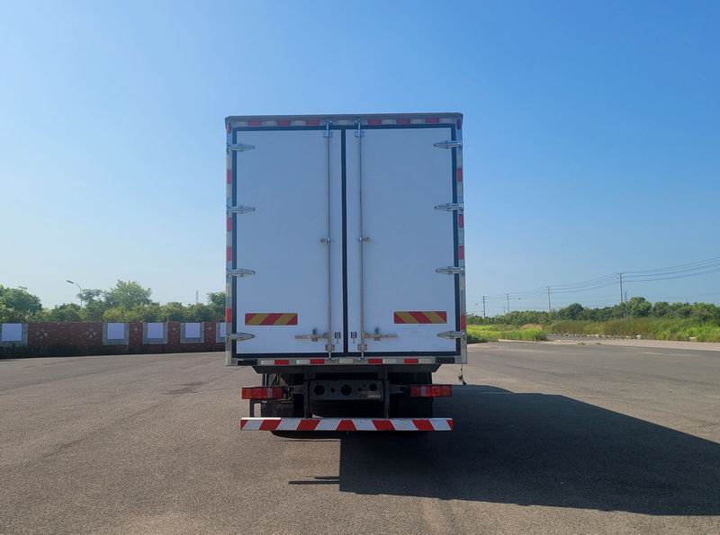 汕德卡牌ZZ5256XLCN56CGF1冷藏車公告圖片