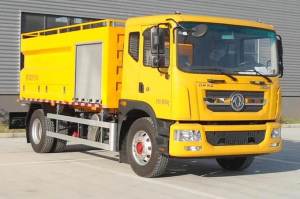 清洗车