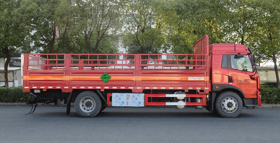 常奇牌ZQS5180TQPLF6氣瓶運輸車公告圖片