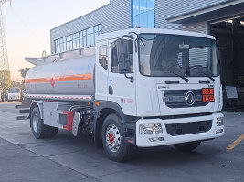 加油车