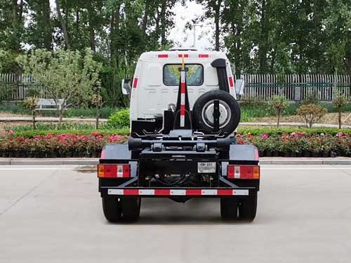 衡霸牌YYD5043ZXXB6車廂可卸式垃圾車公告圖片