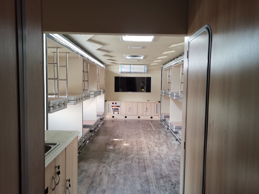 宇通牌ZK5219TSYD61宿營(yíng)車公告圖片