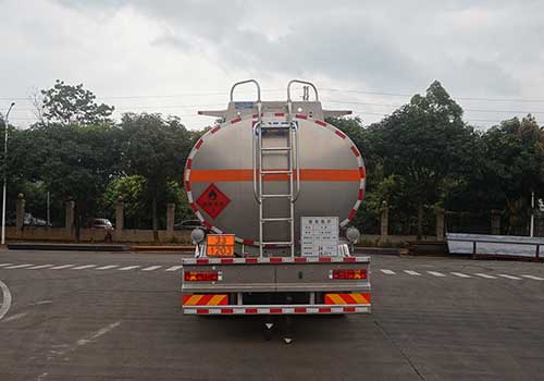运力牌LG5260GYYZ6铝合金运油车公告图片