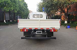 JXW1040CSJ2 江西五十铃牌126马力单桥柴油3.2米国六载货汽车图片