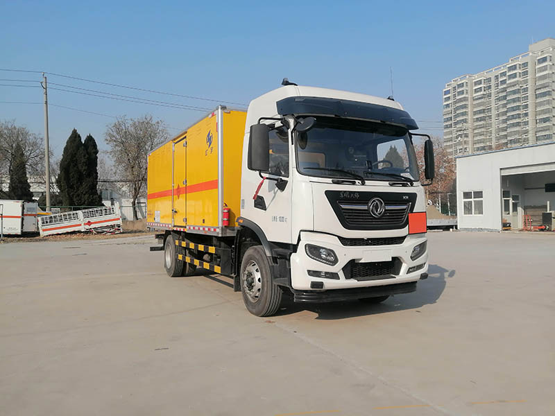 红宇牌HYJ5180XQY-DF1爆破器材运输车