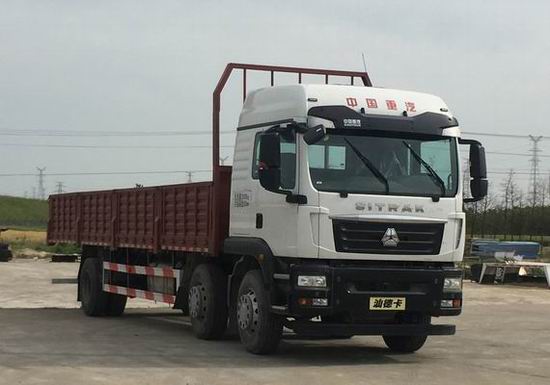 汕德卡牌 326马力 载货汽车(ZZ1256N56CGF1)