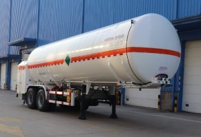 低温液体运输半挂车