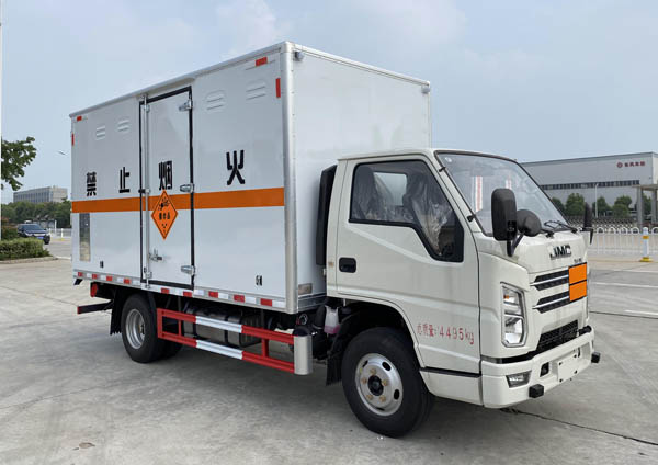 楚胜牌CSC5040XQYJ6爆破器材运输车