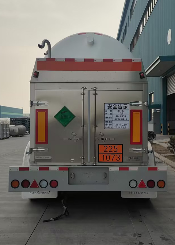 圣达因牌SDY9403GDYY3低温液体运输半挂车公告图片