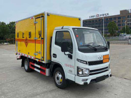 爆破器材运输车