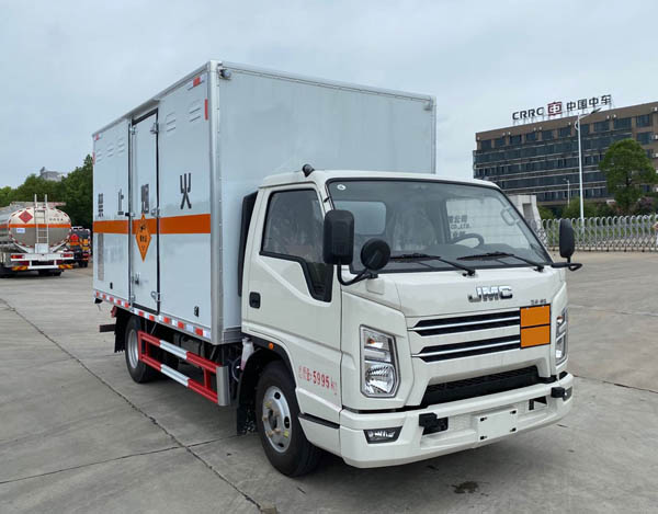 楚胜牌CSC5062XQYJ6爆破器材运输车