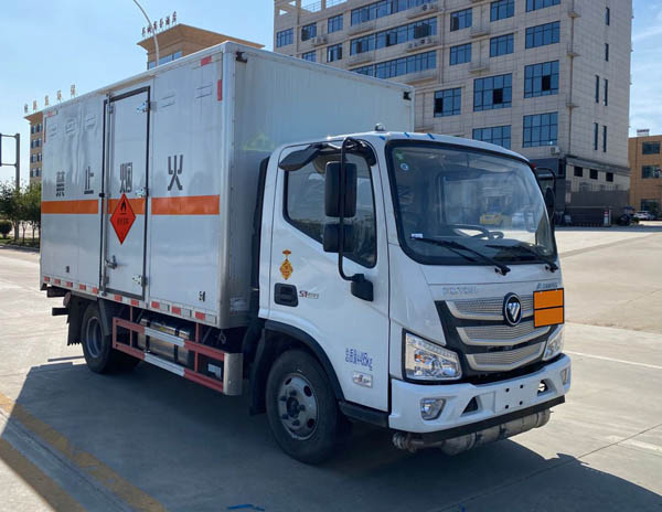楚胜牌CSC5045XRYB6易燃液体厢式运输车