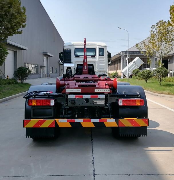 普羅科牌BJ5312ZXXE6-P1車廂可卸式垃圾車公告圖片